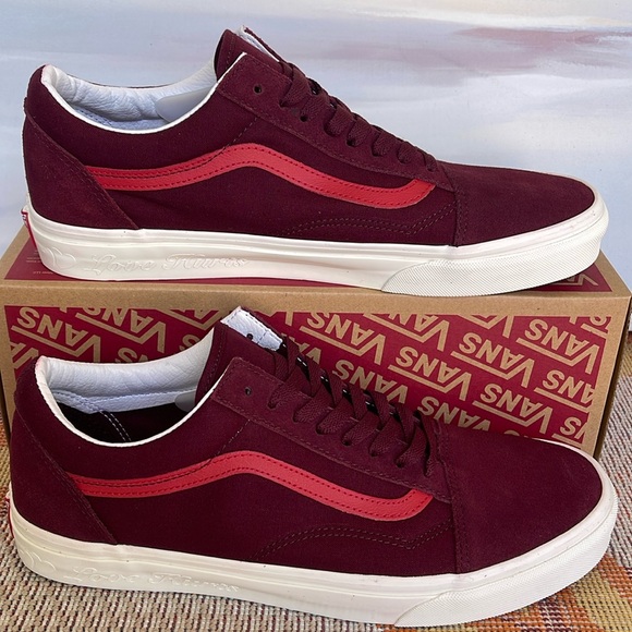 Vans Other - Vans Men’s Old Skool
Secret Lover Port Royale
VN0007NT4QU
Sneakers